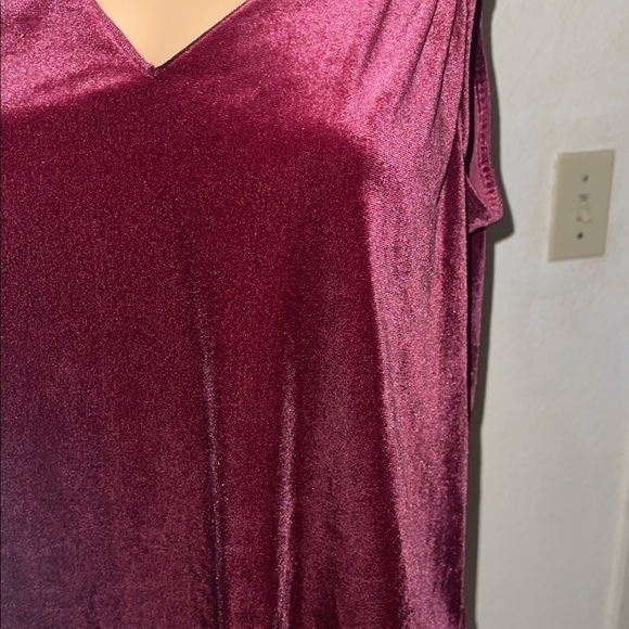 OLD NAVY Women's Velvet Velour Tank Top Size SP - Picture 2 of 4